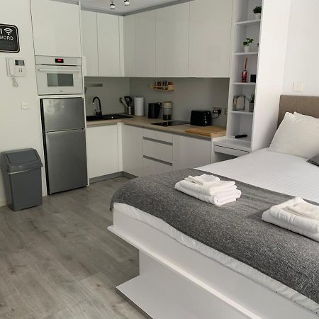 Cp High Floor Luxury Studio Гибралтар Екстериор снимка